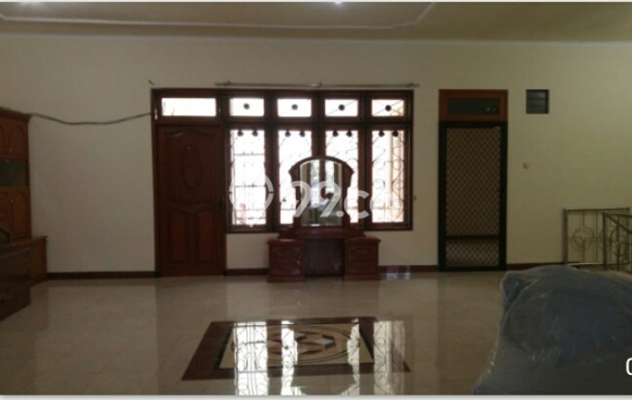 For Sale! Luxury House LT 200m2 Desain Modern di Dharma Husada For Sale! Luxury House LT 200m2 Desain Modern di Dharma Husada