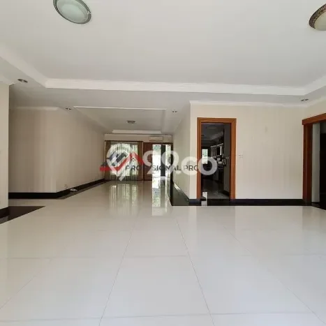 Dijual Rumah Mewah Megah Dengan View Eksklusif di Kemang, Jakarta Selatan Dijual Rumah Mewah Megah Dengan View Eksklusif di Kemang, Jakarta Selatan