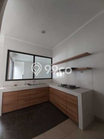 Rumah LT 141m² Dekat dengan Akses Transportasi, Tangerang Selatan - Harga Menarik Rumah LT 141m² Dekat dengan Akses Transportasi, Tangerang Selatan - Harga Menarik