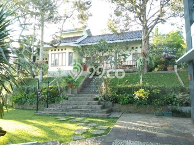 Rumah LT 2360m² / LB 1500m² Dekat Rumah Sakit di Sidorejo, Salatiga Rumah LT 2360m² / LB 1500m² Dekat Rumah Sakit di Sidorejo, Salatiga