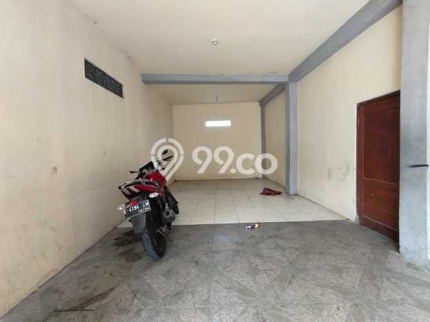 Dijual Rumah 4 Kamar Lokasi Ideal Bagus dan Strategis di Jebres Dijual Rumah 4 Kamar Lokasi Ideal Bagus dan Strategis di Jebres