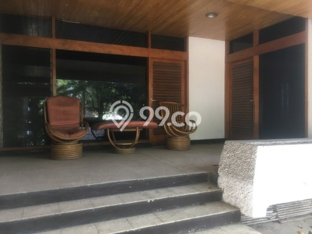 Hunian Elit LB 600m2 Siap Huni Desain Elegan di Sayap Dago, Bandung Hunian Elit LB 600m2 Siap Huni Desain Elegan di Sayap Dago, Bandung