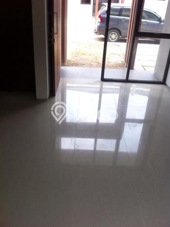 Dijual Cepat Rumah Bagus Siap Huni LB 114m2 di Serpong, Tangerang Selatan Dijual Cepat Rumah Bagus Siap Huni LB 114m2 di Serpong, Tangerang Selatan