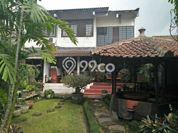 Dijual Rumah Mewah Elegan Dengan View Cantik di Geger Kalong, Bandung Dijual Rumah Mewah Elegan Dengan View Cantik di Geger Kalong, Bandung