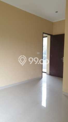 Rumah 3 KT 3 KM Fasilitas Gym di Bintaro, Tangerang Selatan Rumah 3 KT 3 KM Fasilitas Gym di Bintaro, Tangerang Selatan