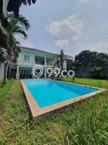 Hunian Mewah Siap Huni LT 949m2 di Cilandak, Jakarta Selatan Hunian Mewah Siap Huni LT 949m2 di Cilandak, Jakarta Selatan