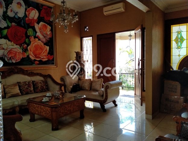 Rumah Strategis Cimanggis, Depok, Luas 885m² Bangunan 600m² Rumah Strategis Cimanggis, Depok, Luas 885m² Bangunan 600m²