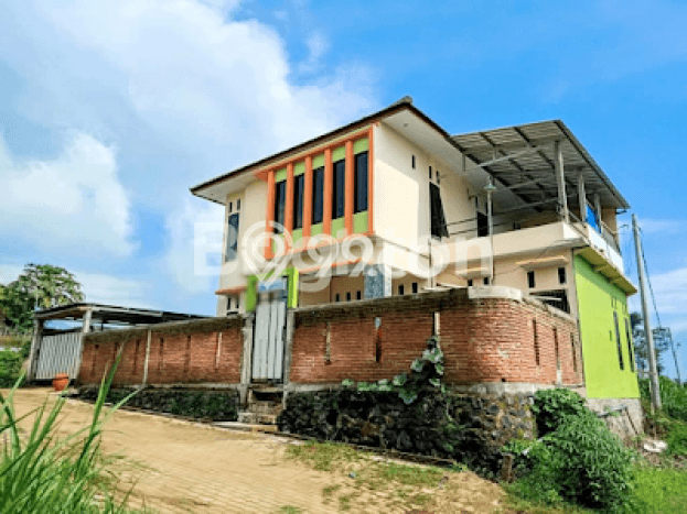 Jual Rumah Strategis Bagus Punya 7 KT di Dau Malang SHM Jual Rumah Strategis Bagus Punya 7 KT di Dau Malang SHM