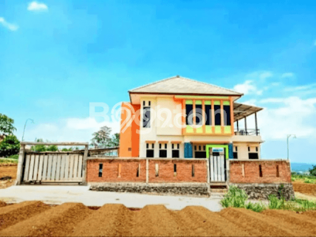 Jual Rumah Strategis Bagus Punya 7 KT di Dau Malang SHM Jual Rumah Strategis Bagus Punya 7 KT di Dau Malang SHM