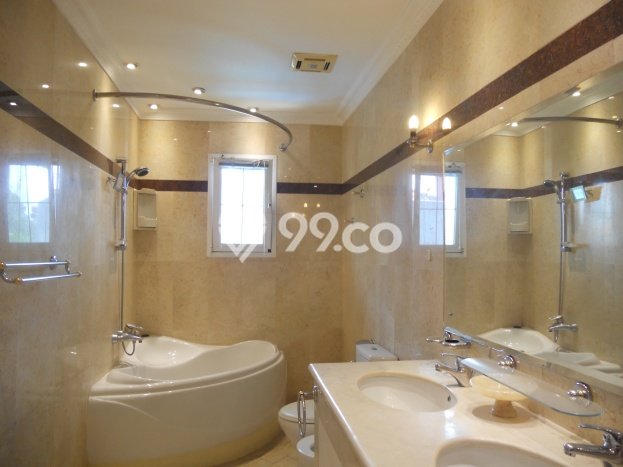 Rumah Kontrakan Tangerang LT 598m2 LB 250m2 Kawasan BSD Rumah Kontrakan Tangerang LT 598m2 LB 250m2 Kawasan BSD