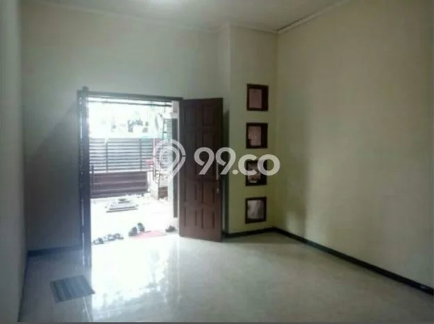 Rumah sewa siap pakai 2 KT di Ketintang, Surabaya Rumah sewa siap pakai 2 KT di Ketintang, Surabaya