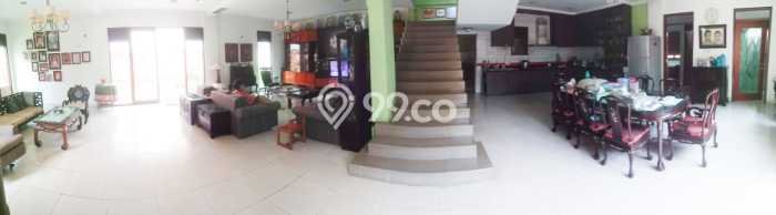 Rumah Elit Modern Tanpa Renovasi di Cibubur Bogor Rumah Elit Modern Tanpa Renovasi di Cibubur Bogor