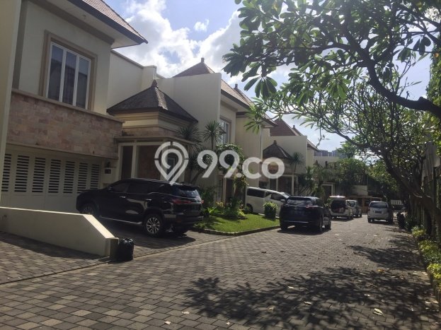 Disewakan! Rumah 4 Kamar Tidur &
4 Kamar Mandi di Pejaten, Jakarta Selatan Disewakan! Rumah 4 Kamar Tidur &
4 Kamar Mandi di Pejaten, Jakarta Selatan