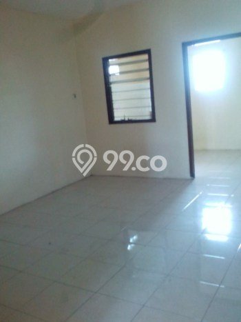 Rumah LB 200m2m² Dekat dengan Akses Transportasi, Malang - Lokasi Premium Rumah LB 200m2m² Dekat dengan Akses Transportasi, Malang - Lokasi Premium