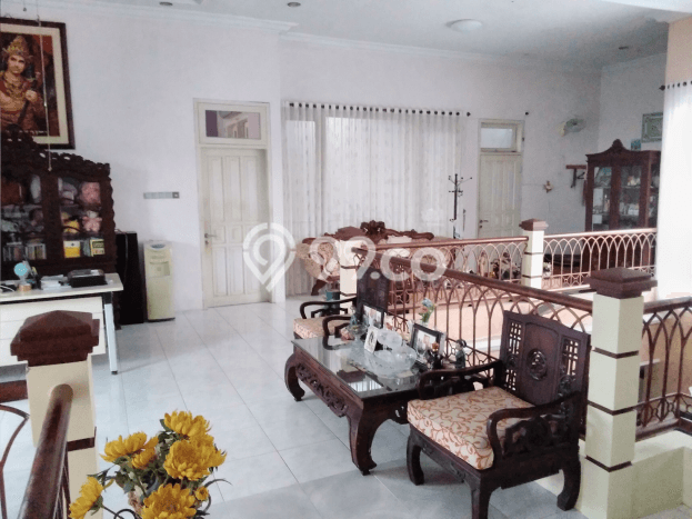 Hunian Mewah Dijual LT 300m2 di Rungkut, Surabaya Hunian Mewah Dijual LT 300m2 di Rungkut, Surabaya