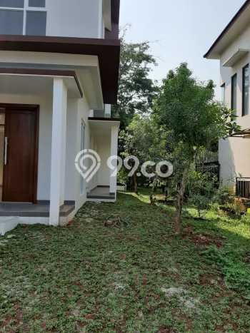 Ready to Use! Luxury House LT 176m2 Desain Modern di BSD Ready to Use! Luxury House LT 176m2 Desain Modern di BSD