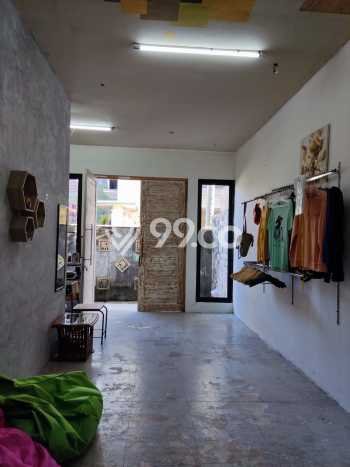 For Sale Hunian Rumah Terawat 3 KT di Canggu, Badung For Sale Hunian Rumah Terawat 3 KT di Canggu, Badung