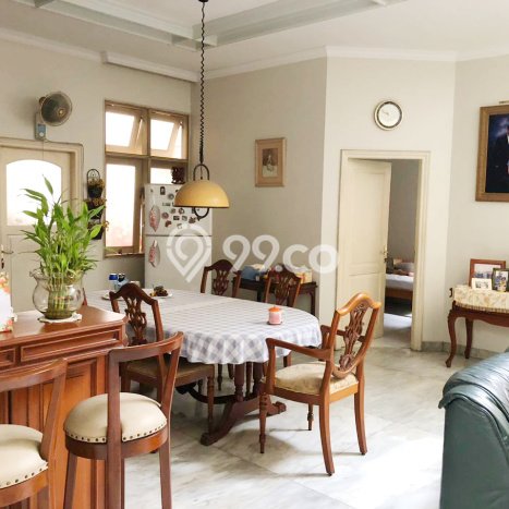 Rumah Mewah LB 270m2 Siap Huni Desain Elegan di Intercon, Jakarta Barat Rumah Mewah LB 270m2 Siap Huni Desain Elegan di Intercon, Jakarta Barat