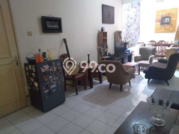 Rumah Luas Asri 2 KT Siap Pakai di Pondok Cabe Tangerang Rumah Luas Asri 2 KT Siap Pakai di Pondok Cabe Tangerang