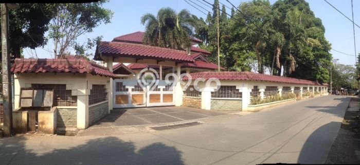 Jual Rumah Mewah Elegan Dengan View Eksklusif di Jatibening, Bekasi Jual Rumah Mewah Elegan Dengan View Eksklusif di Jatibening, Bekasi