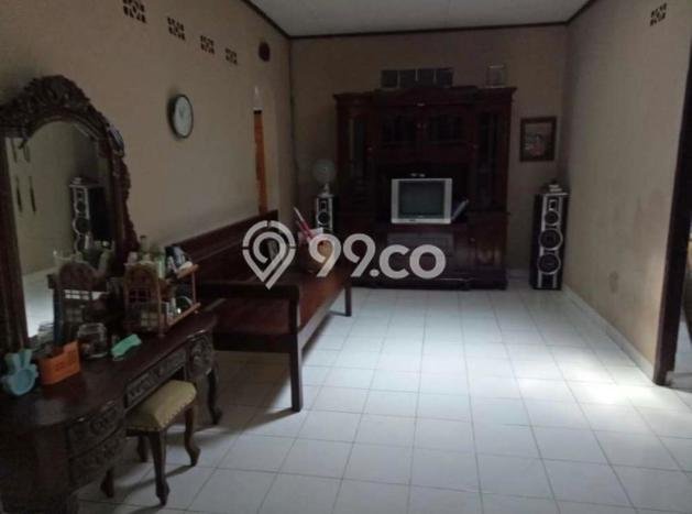Rumah Luas Asri 3 KT Siap Pakai di Tanah Kusir Jakarta Selatan Rumah Luas Asri 3 KT Siap Pakai di Tanah Kusir Jakarta Selatan