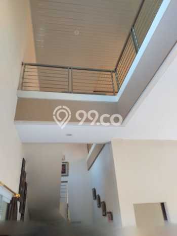 Rumah Nyaman area Colomadu, Solo, Luas 166m2m² Bangunan 120m2m² Rumah Nyaman area Colomadu, Solo, Luas 166m2m² Bangunan 120m2m²