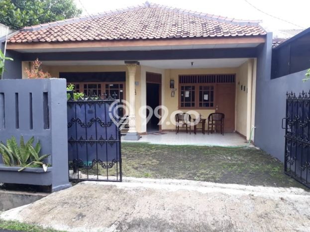 Jual Rumah Strategis Bagus Punya 3 KT di Kramat Jati Jakarta Timur SHM Jual Rumah Strategis Bagus Punya 3 KT di Kramat Jati Jakarta Timur SHM