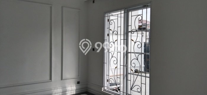 Siap Huni Hunian Elit 7 Kamar di Banjarsari Dekat ke Mana Saja Siap Huni Hunian Elit 7 Kamar di Banjarsari Dekat ke Mana Saja
