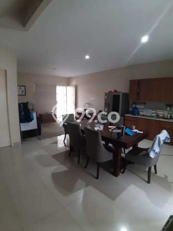 Rumah lokasi Jagakarsa, Jakarta Selatan, Luas 196m² LB 250m² Rumah lokasi Jagakarsa, Jakarta Selatan, Luas 196m² LB 250m²