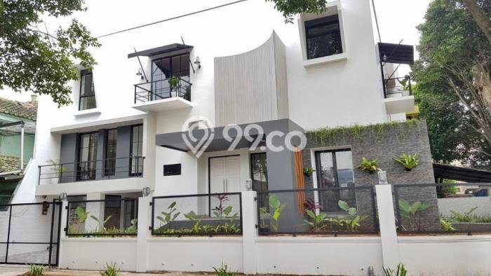 Jual Rumah Luas Elegan Dengan View Eksklusif di BSD Puspita Loka, Tangerang Jual Rumah Luas Elegan Dengan View Eksklusif di BSD Puspita Loka, Tangerang