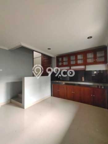Jual Rumah Luas Elegan Dengan View Eksklusif di Condet, Jakarta Timur Jual Rumah Luas Elegan Dengan View Eksklusif di Condet, Jakarta Timur