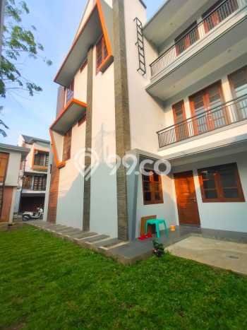 Jual Rumah Luas Elegan Dengan View Eksklusif di Condet, Jakarta Timur Jual Rumah Luas Elegan Dengan View Eksklusif di Condet, Jakarta Timur