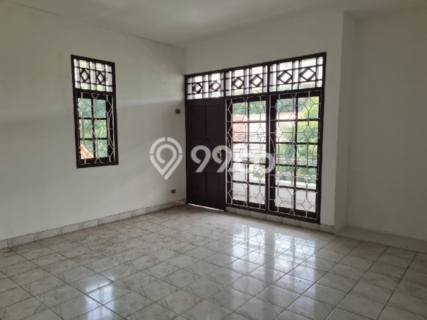 LIMITED UNIT! Rumah di Mampang Prapatan, 4 KT, Luas 500m² LB 500m² LIMITED UNIT! Rumah di Mampang Prapatan, 4 KT, Luas 500m² LB 500m²