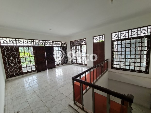 LIMITED UNIT! Rumah di Mampang Prapatan, 4 KT, Luas 500m² LB 500m² LIMITED UNIT! Rumah di Mampang Prapatan, 4 KT, Luas 500m² LB 500m²