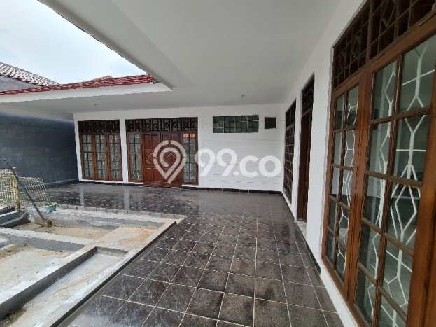 LIMITED UNIT! Rumah di Mampang Prapatan, 4 KT, Luas 500m² LB 500m² LIMITED UNIT! Rumah di Mampang Prapatan, 4 KT, Luas 500m² LB 500m²