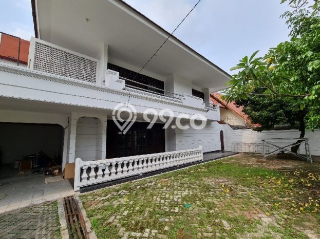 LIMITED UNIT! Rumah di Mampang Prapatan, 4 KT, Luas 500m² LB 500m² LIMITED UNIT! Rumah di Mampang Prapatan, 4 KT, Luas 500m² LB 500m²