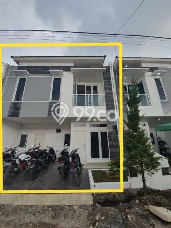 Rumah dengan Lokasi Strategis 4 KT di Andir, Bandung Rumah dengan Lokasi Strategis 4 KT di Andir, Bandung