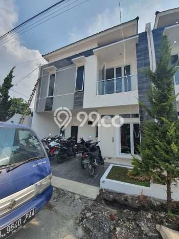 Rumah dengan Lokasi Strategis 4 KT di Andir, Bandung Rumah dengan Lokasi Strategis 4 KT di Andir, Bandung