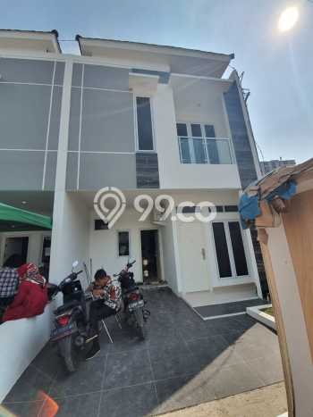 Rumah dengan Lokasi Strategis 4 KT di Andir, Bandung Rumah dengan Lokasi Strategis 4 KT di Andir, Bandung
