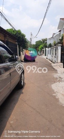 Dijual Rumah 4 Kamar Lokasi Ideal Nyaman dan Strategis di Duren Sawit Dijual Rumah 4 Kamar Lokasi Ideal Nyaman dan Strategis di Duren Sawit