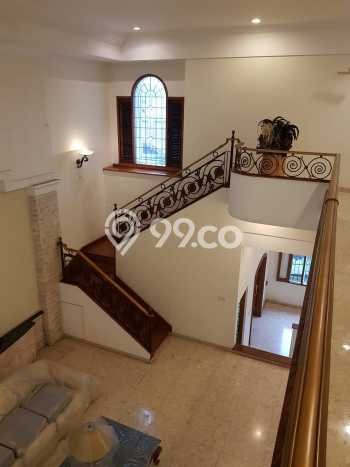Dijual Rumah Luas Elegan Dengan View Cantik di Sayap Dago, Bandung Dijual Rumah Luas Elegan Dengan View Cantik di Sayap Dago, Bandung