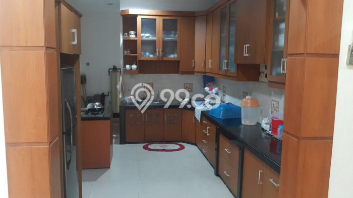 Rumah 5 Kamar Tidur Lokasi Premium di Metro Permata, Dekat Fasilitas Umum, Tangerang Rumah 5 Kamar Tidur Lokasi Premium di Metro Permata, Dekat Fasilitas Umum, Tangerang