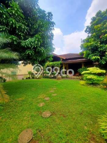 For Sale! Luxury House LT 1040m2 Desain Elegan di Bintaro For Sale! Luxury House LT 1040m2 Desain Elegan di Bintaro