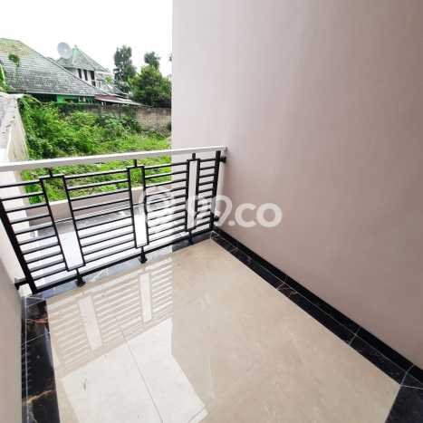 Rumah Modern Cantik 4 Kamar Siap Huni di Pancoran Mas Rumah Modern Cantik 4 Kamar Siap Huni di Pancoran Mas