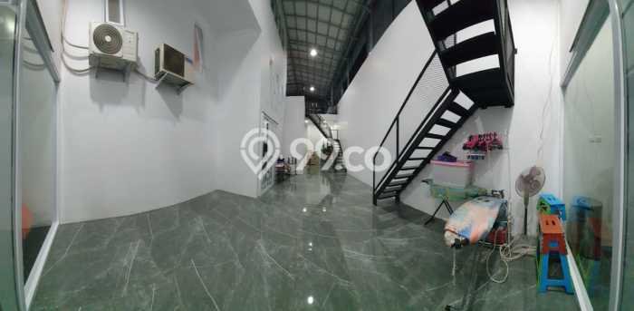 Jual Rumah Mewah Elegan Dengan View Eksklusif di Modernland, Tangerang Jual Rumah Mewah Elegan Dengan View Eksklusif di Modernland, Tangerang