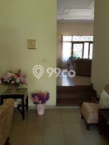 Hunian Impian Modern! Rumah Mewah di Sukasari, Bandung, Luas 490m2m² Bangunan 300m2m² Hunian Impian Modern! Rumah Mewah di Sukasari, Bandung, Luas 490m2m² Bangunan 300m2m²