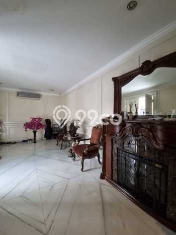 Dijual Rumah Mewah Elegan Dengan View Eksklusif di Pondok Indah, Jakarta Selatan Dijual Rumah Mewah Elegan Dengan View Eksklusif di Pondok Indah, Jakarta Selatan