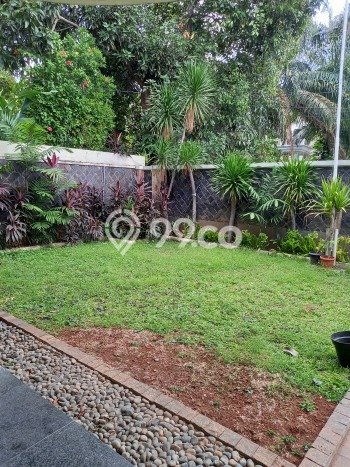 Jarang Ada! Rumah Sewa 4 Kamar Nyaman Siap Huni Pondok Indah Jarang Ada! Rumah Sewa 4 Kamar Nyaman Siap Huni Pondok Indah