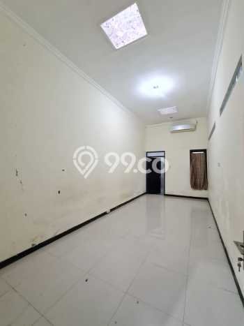 DIJUAL CEPAT! Rumah di mojosongo, Solo, LT 234m² Bangunan 210m² BISA KPR! DIJUAL CEPAT! Rumah di mojosongo, Solo, LT 234m² Bangunan 210m² BISA KPR!