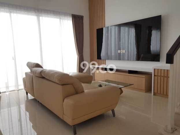 Rumah sewa siap pakai 3 KT di Pantai Indah Kapuk, Jakarta Utara Rumah sewa siap pakai 3 KT di Pantai Indah Kapuk, Jakarta Utara